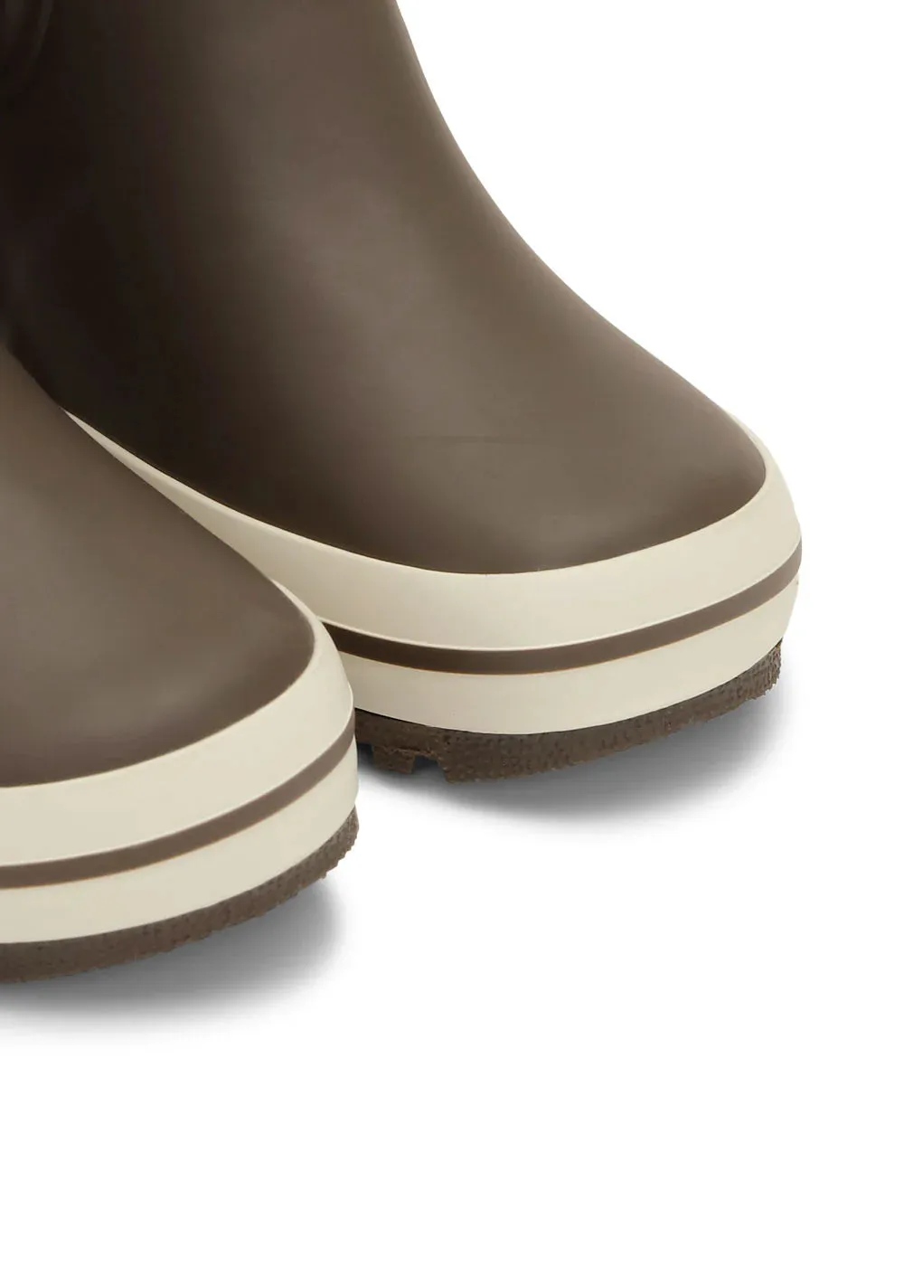 Roi Rain Boot Low in Chocolate Brown