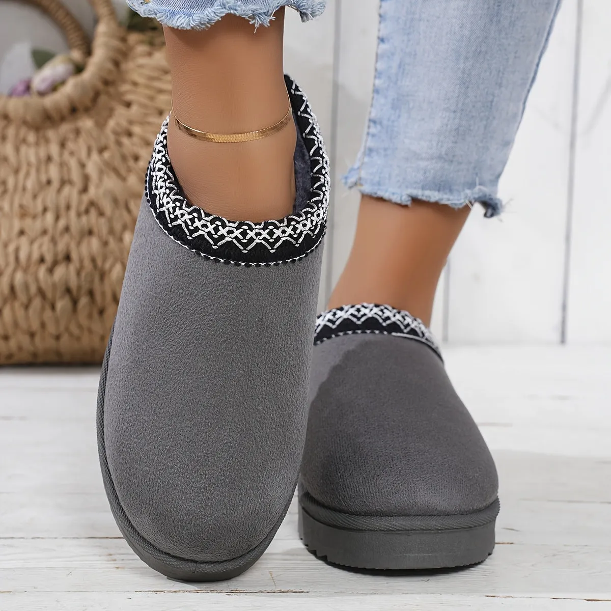 Women's Solid Color Fluffy Boots, Platform Soft Sole Thermal Lining Winter Boots, Non-slip Warm Snow Boots